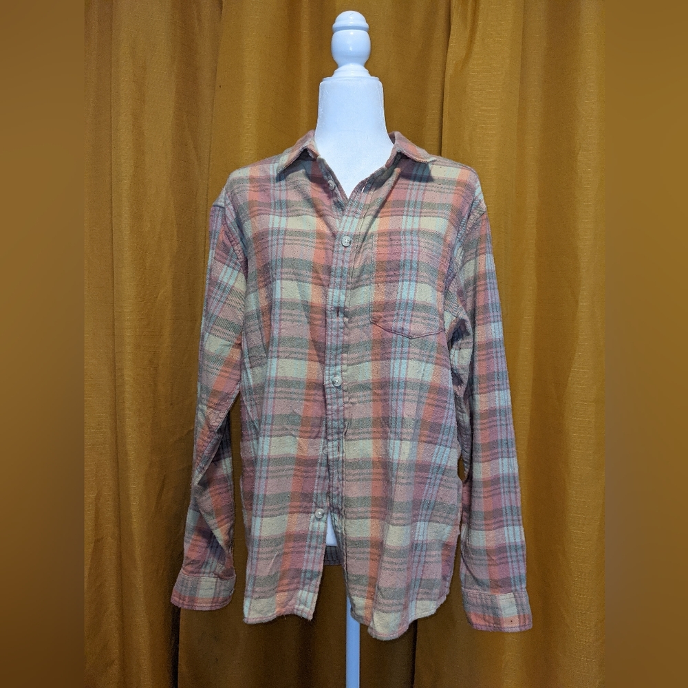 BDG urban outfitters pink flannel shirt, size Medium